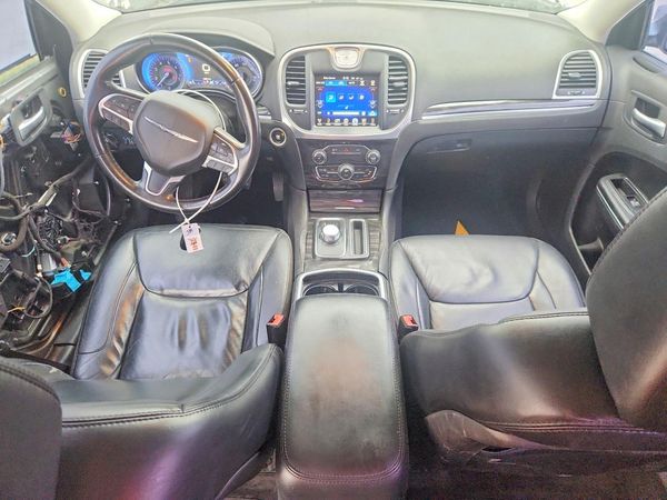 2015 CHRYSLER 300