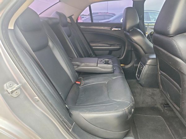 2015 CHRYSLER 300