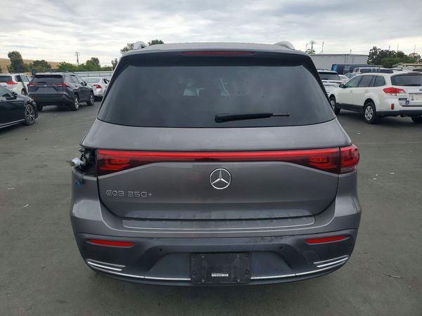 2023 MERCEDES-BENZ EQB