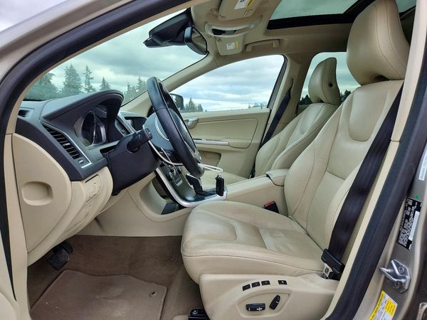 2014 VOLVO XC60