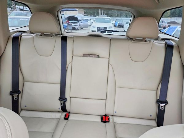 2014 VOLVO XC60