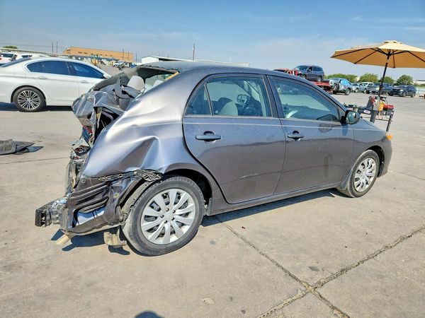 2012 TOYOTA COROLLA