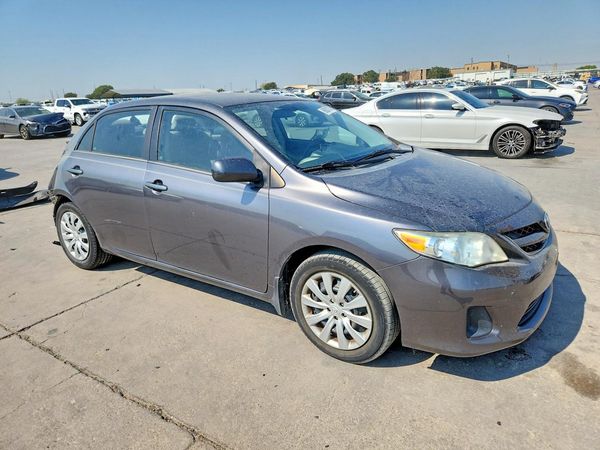2012 TOYOTA COROLLA
