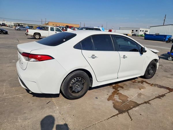 2021 TOYOTA COROLLA