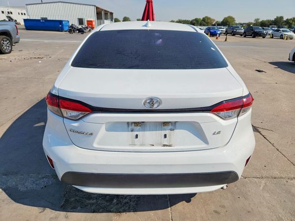 2021 TOYOTA COROLLA