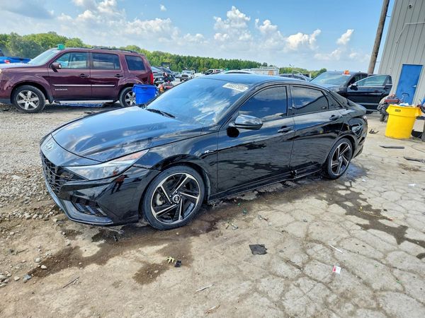 2022 HYUNDAI ELANTRA