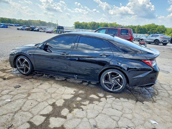 2022 HYUNDAI ELANTRA