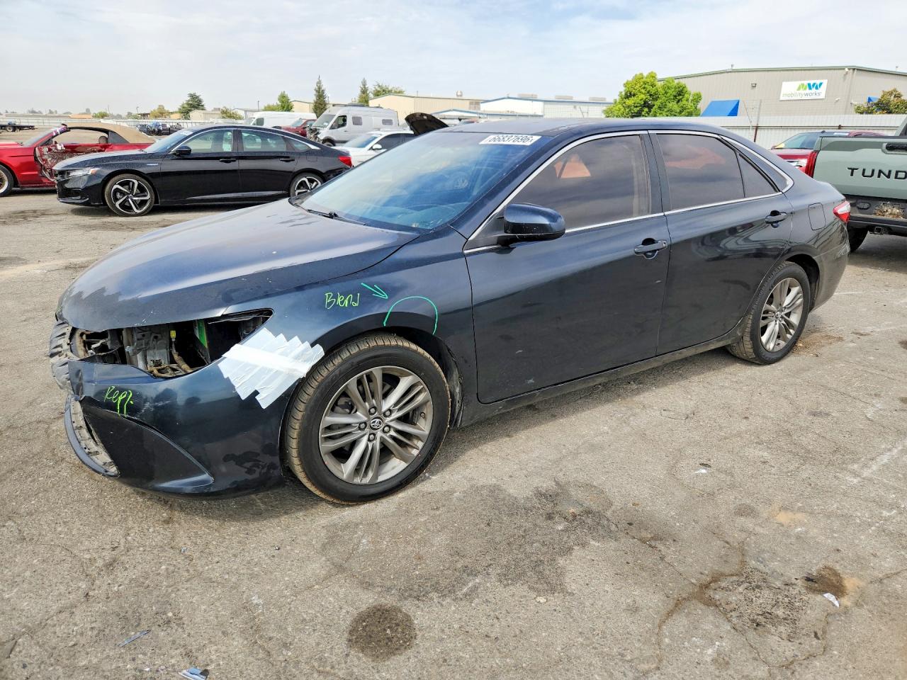 2015 TOYOTA CAMRY