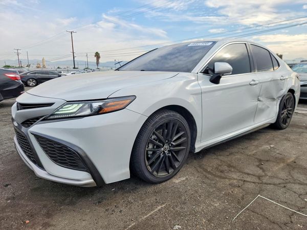 2022 TOYOTA CAMRY
