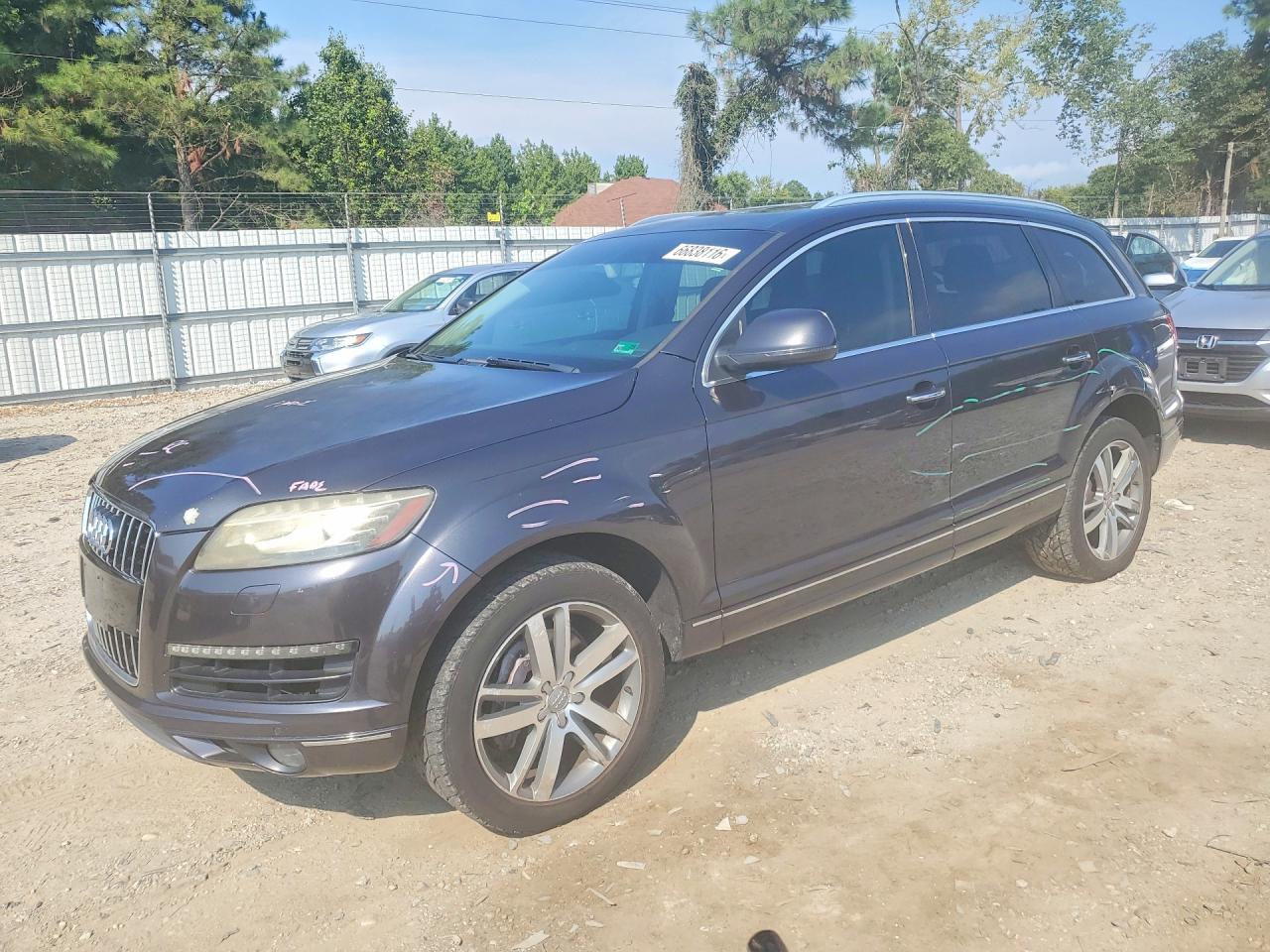 2012 AUDI Q7 Premium Plus