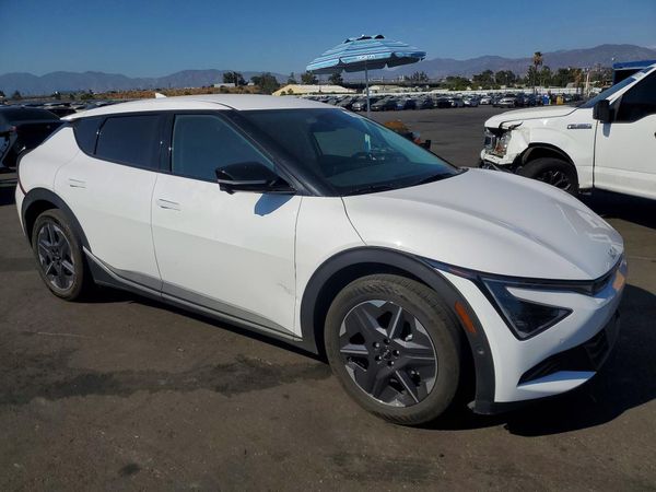 2025 KIA EV6