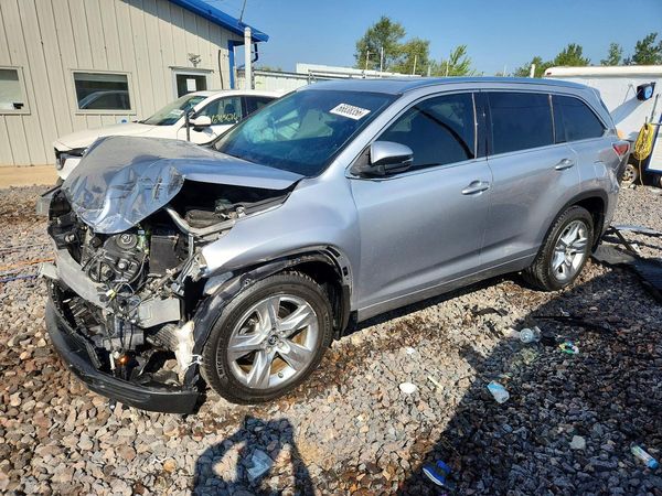 2016 TOYOTA HIGHLANDER