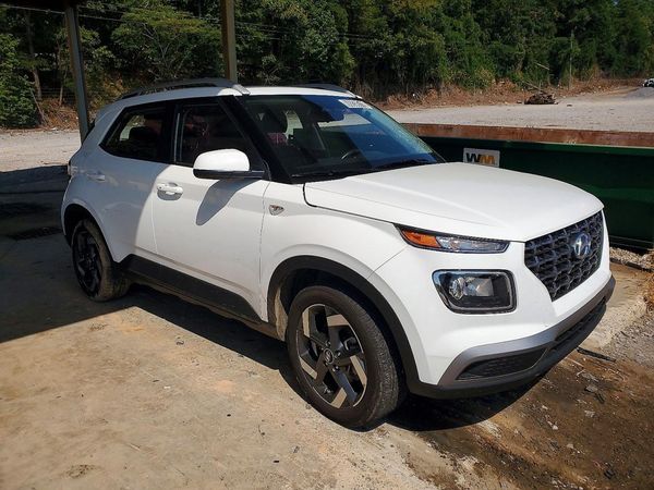 2026 HYUNDAI VENUE SEL, SEL w/ 2-Tone Roof