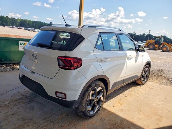 2026 HYUNDAI VENUE SEL, SEL w/ 2-Tone Roof