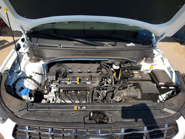 2026 HYUNDAI VENUE SEL, SEL w/ 2-Tone Roof