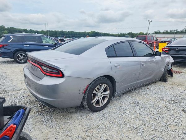 2015 DODGE CHARGER SE