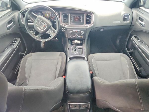 2015 DODGE CHARGER SE
