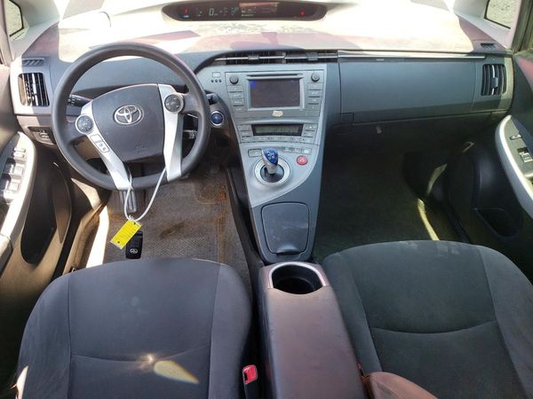 2012 TOYOTA PRIUS