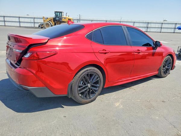 2026 TOYOTA CAMRY