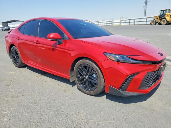 2026 TOYOTA CAMRY