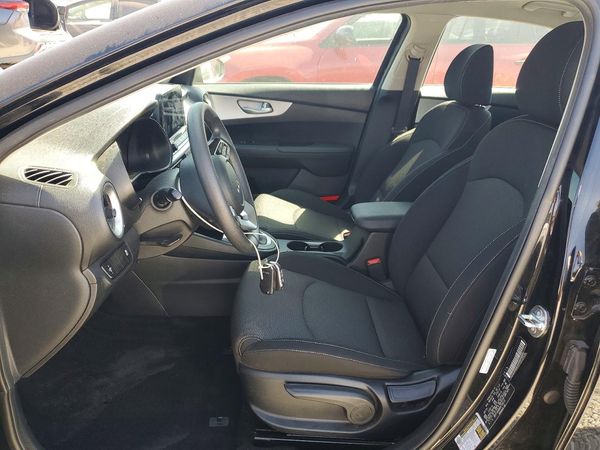 2024 KIA FORTE