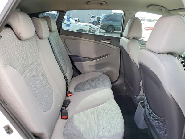 2015 HYUNDAI ACCENT