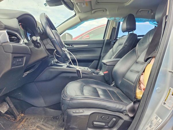 2021 MAZDA CX-5 Grand Touring — DENT