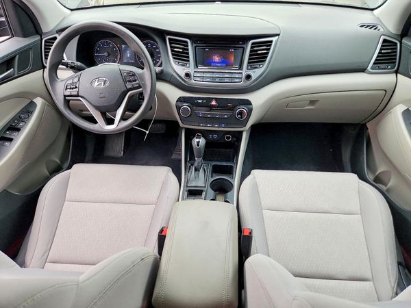 2017 HYUNDAI TUCSON