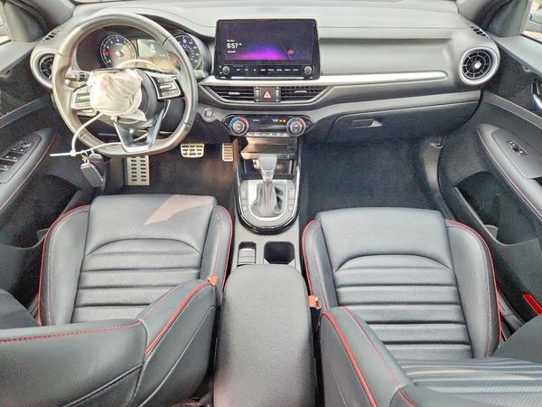 2024 KIA FORTE
