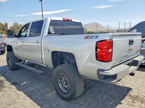 2017 CHEVROLET SILVERADO LT
