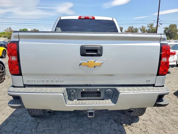 2017 CHEVROLET SILVERADO LT