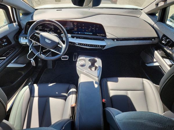 2026 CADILLAC OPTIQ