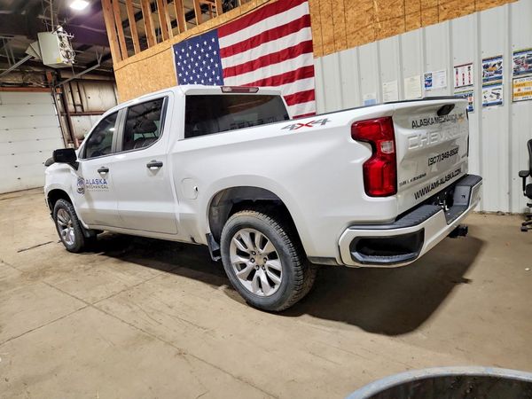 2022 CHEVROLET SILVERADO Custom