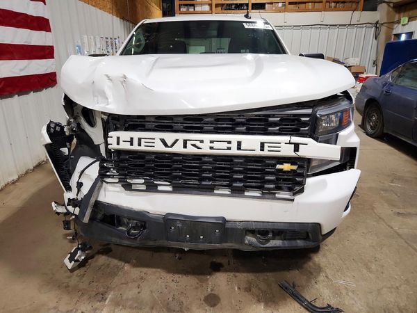 2022 CHEVROLET SILVERADO Custom