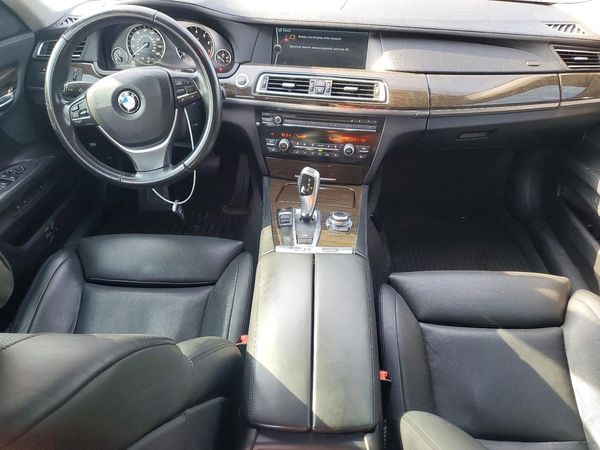 2012 BMW ALPINA B7 750i/Alpina B7