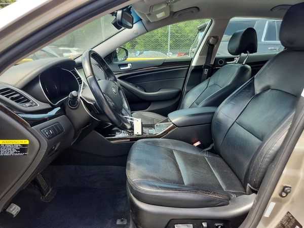 2014 KIA CADENZA EX