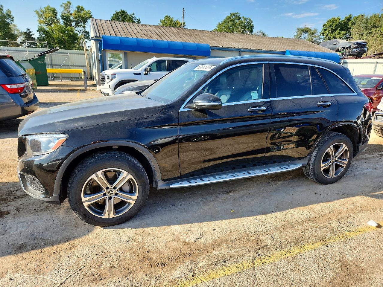 2017 MERCEDES-BENZ GLC GLC300 Base-4M