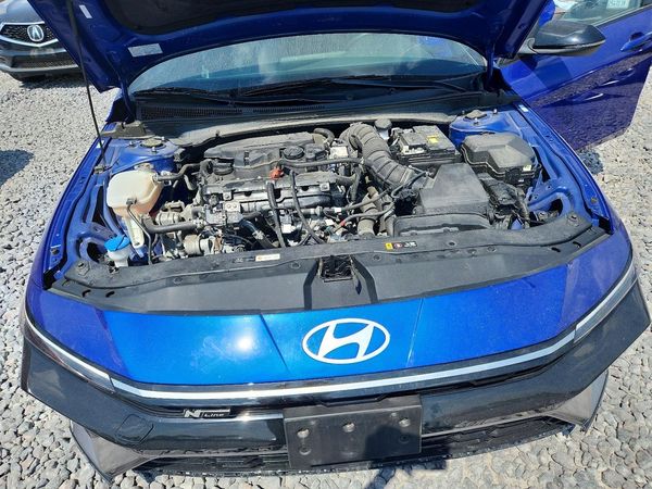2024 HYUNDAI ELANTRA