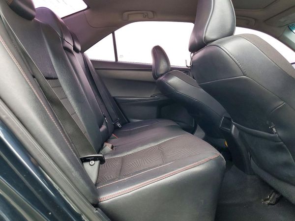 2016 TOYOTA CAMRY