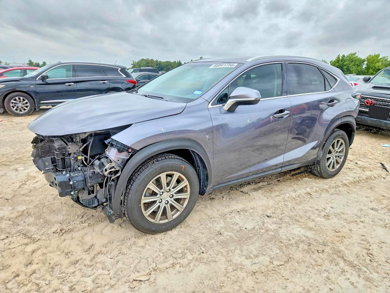 2016 LEXUS NX 200T 200t Luxury