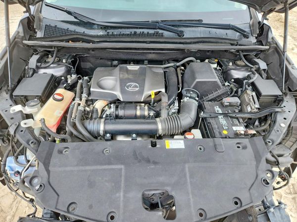 2016 LEXUS NX 200T 200t Luxury