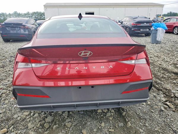 2025 HYUNDAI ELANTRA