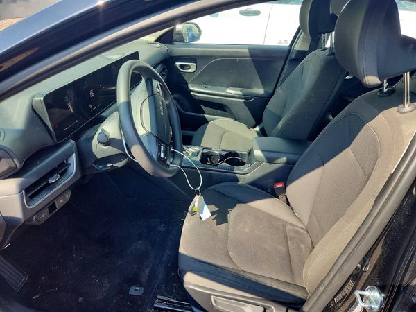 2026 KIA K4 LX, LXS