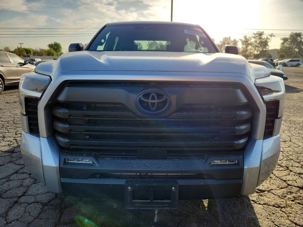 2025 TOYOTA TUNDRA