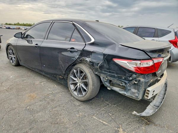 2015 TOYOTA CAMRY