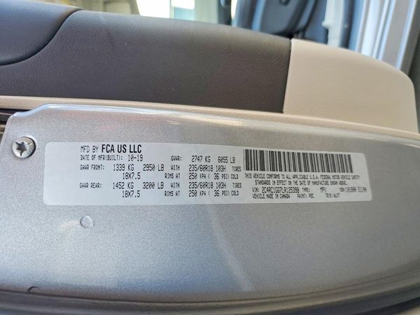 2020 CHRYSLER PACIFICA Limited