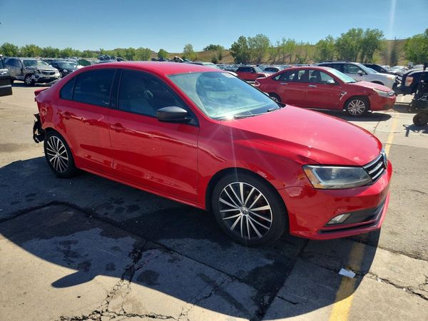 2017 VOLKSWAGEN JETTA Sport
