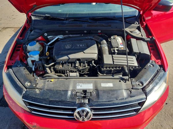 2017 VOLKSWAGEN JETTA Sport