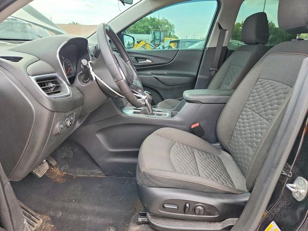 2021 CHEVROLET EQUINOX LT (1LT) — DENT