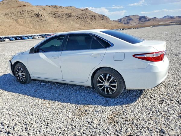 2016 TOYOTA CAMRY